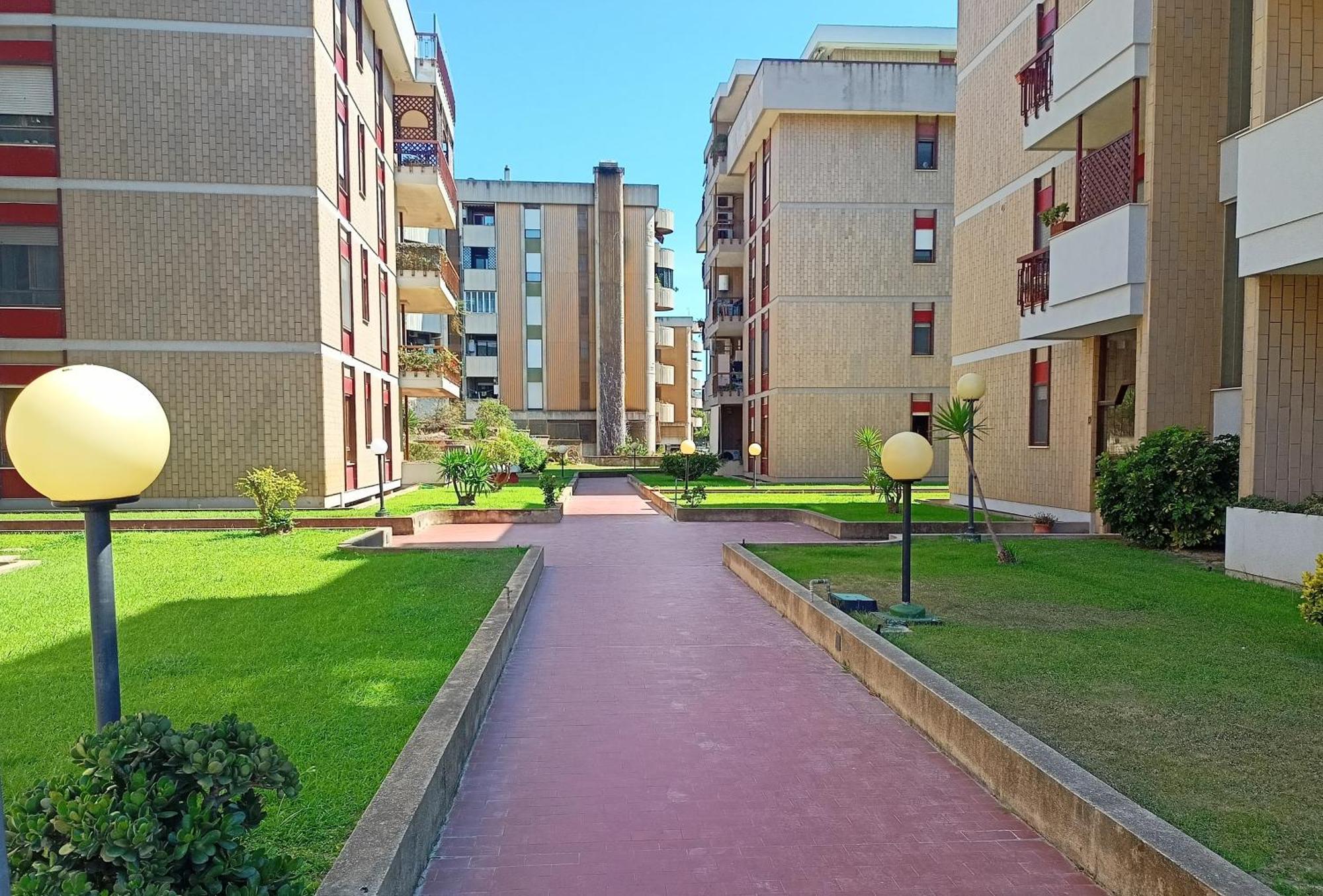 Jitaku Maine Apartment Каляри Екстериор снимка
