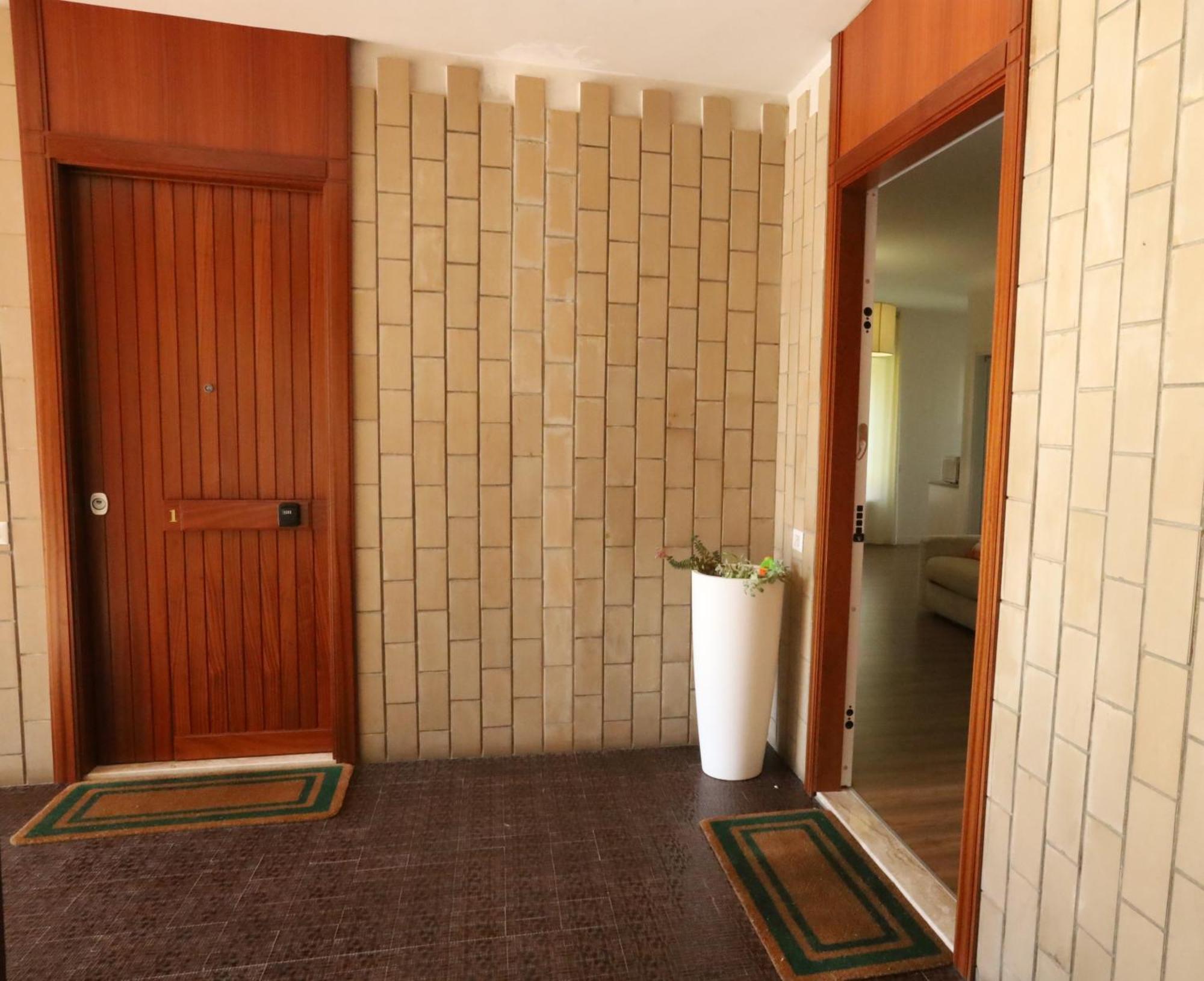 Jitaku Maine Apartment Каляри Екстериор снимка